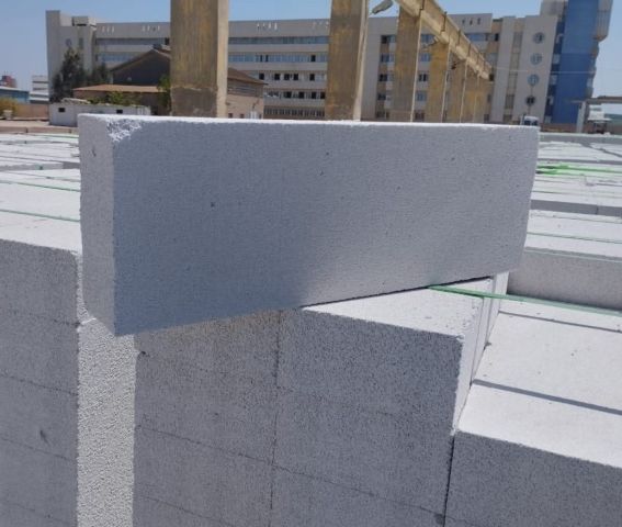 طوب ابيض رغوي وخفيف من شركة النور 3