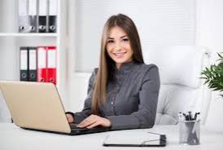 سكرتيره شخصيه التجمع