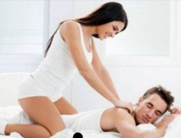 مطلوب بنات للعمل في عياده دكتور تجميل وعلاج طبيعى 