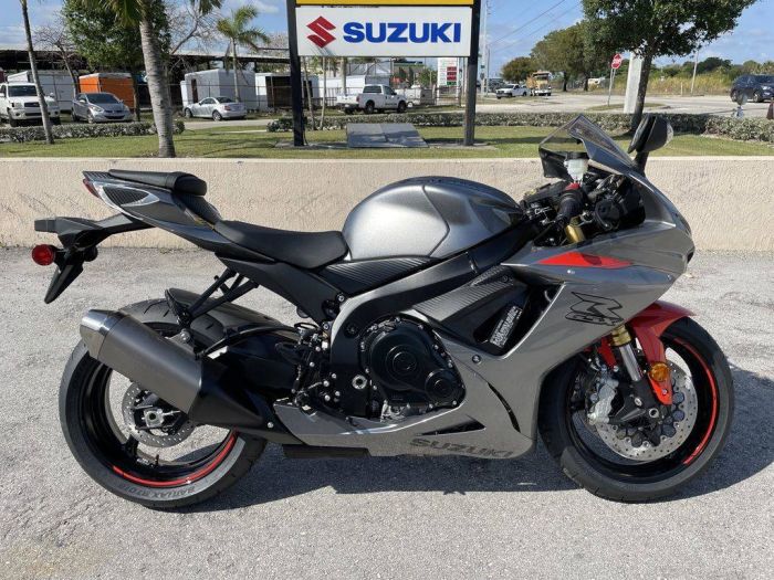 Suzuki gsx r750cc available for sale 1