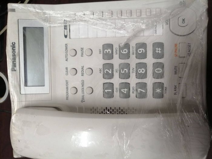 عدة KX-TS880مستعملة بحالة ممتازة 