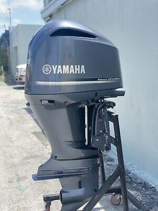For Sale Yamaha Four Stroke 300HP Outboard Engine 2