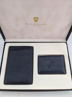 احلى هدية محفظة و حافظة كروت ماركة Knight and Walker London جلد طبيعى