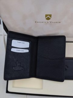 احلى هدية محفظة و حافظة كروت ماركة Knight and Walker London جلد طبيعى 3