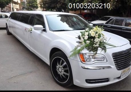 Wedding limousine rental -ايجار مرسيدس زفاف 2