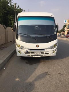 تأجير حافلة مدرسية ميتسوبيشي 28 راكبًا ايجار نقل سياحي 1