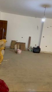 الشقه في النزهه الجديده  مساحه ١٢٠متر  ٢غرف ٢رسبشن
