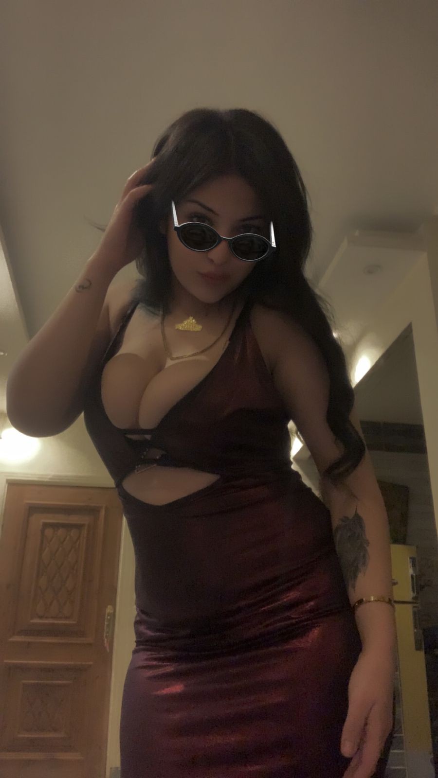 اوف اح هندلعه ونحطه من تحت ومن فوق ومن كل حتي تعال