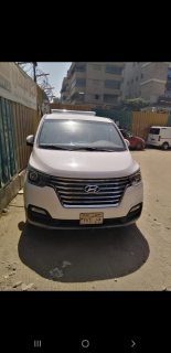 سيارة H1 للايجار مع سائق في القاهرة 01067451866 4