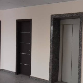 عماره للبيع 500متر في مصر الجديده  موقع مميز على ناصيه وشارع رائيسي 01158750003