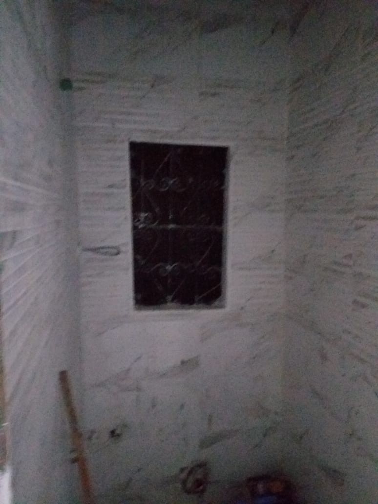 بيت دور أرضي مساحته 52 م على الخرسانه للبيع قريب من جامعة القاهرة