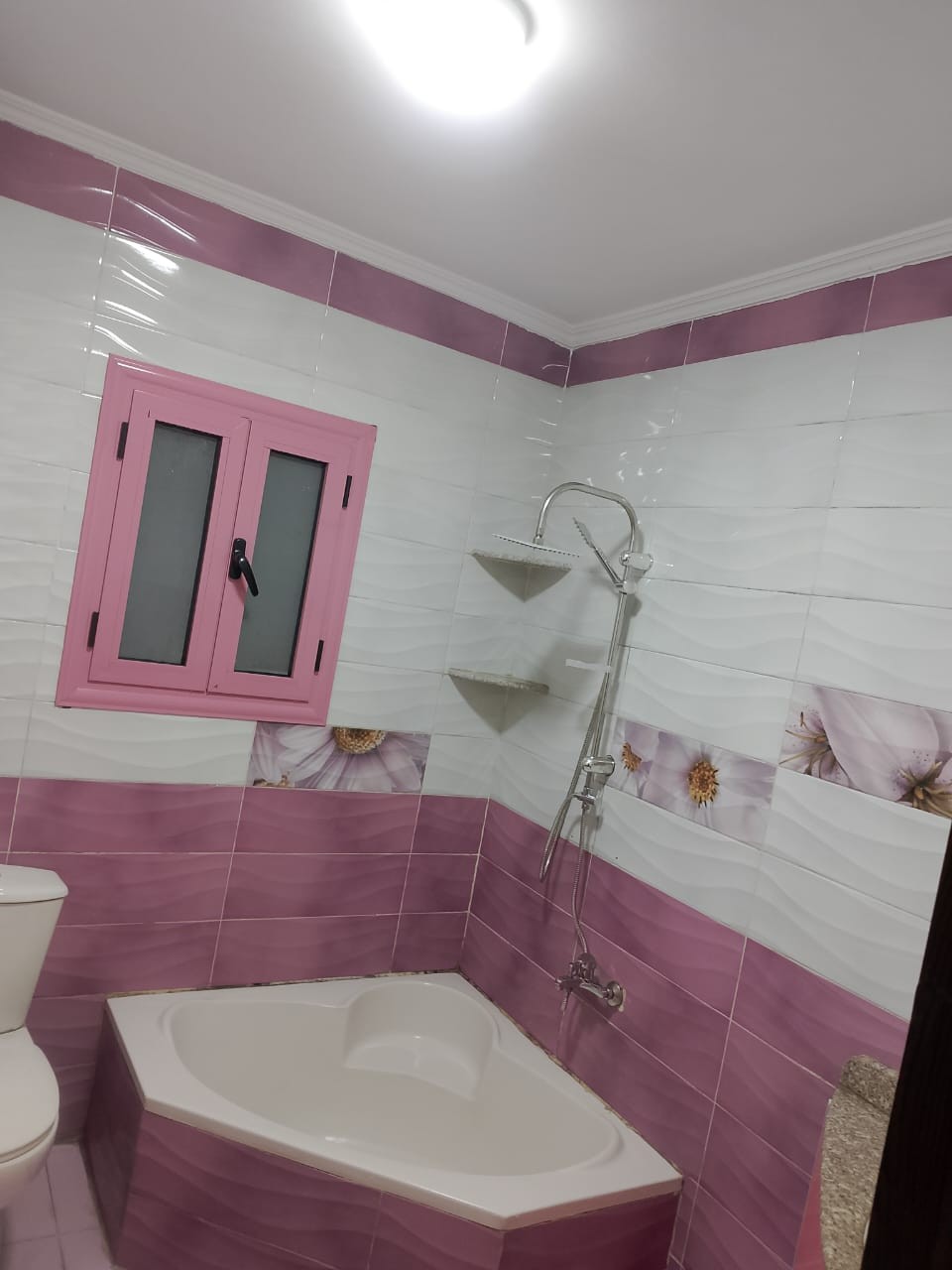 شقة متشطبه سوبر لوكس 180 م تعاون فيصل