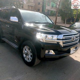 ايجار تويوتا لاند كروزر
