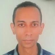 رجل ثلاثيني، مترجم إنجليزي عربي، صاحب أرض وبيت ومشروع 2