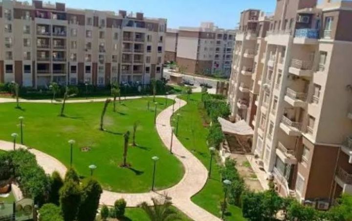 يوجدشقه مفروشه للايجار اليومي فى مدينتي 2