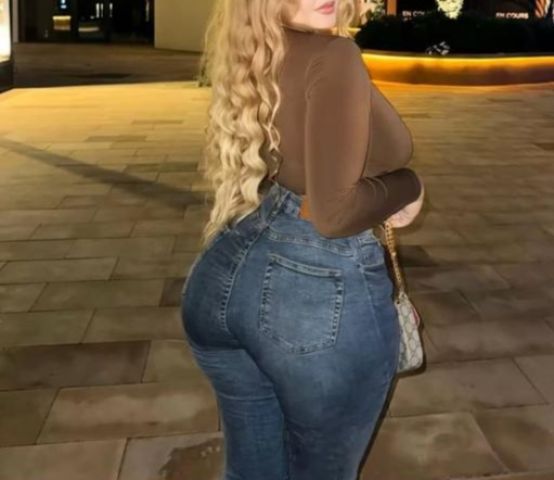 تعالى افشخنى ودخله وانا هدلعك مساج ودلع واخر نيك 4