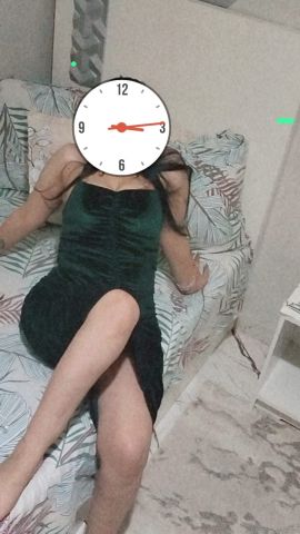 الدلع والروقان كله عندي وبس