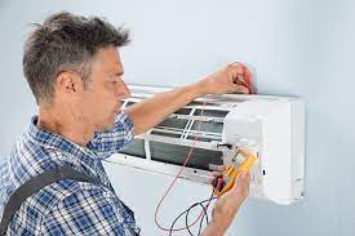 صيانة تكييفات زانوسي التجمع الخامس ‎ 01095999314