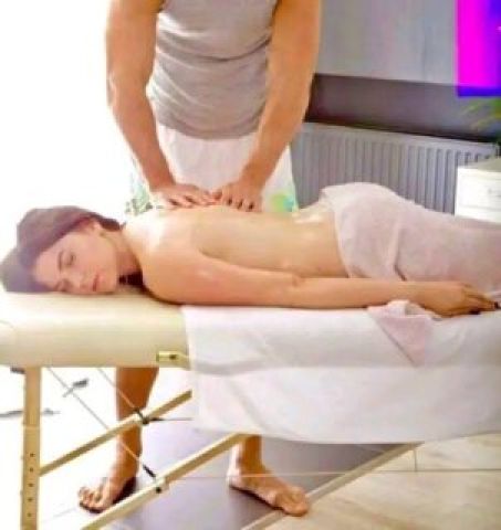 مطلوب بنات للعمل في مركز مساج خبره وبدون مرتب ١٥٠٠٠ الف 