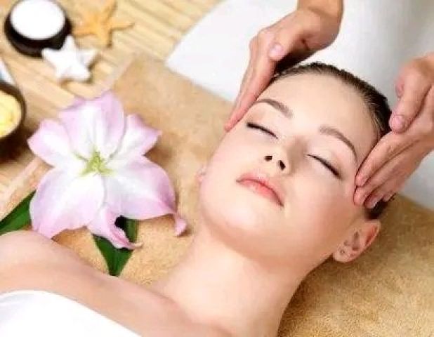مطلوب بنات للعمل في مركز مساج خبره وبدون مرتب ١٥٠٠٠ الف  3