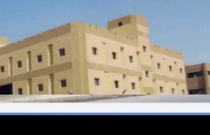 مصنع ادويه للبيع  بالعاشر 6140متر ملكيه خاصه أرض مباني01158750003