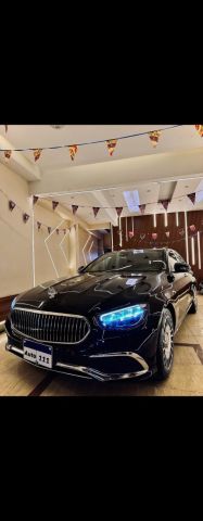 مرسيدس E200 موديل السنة للإيجار مع سائق خاص