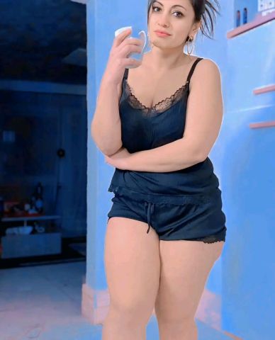 تعال ادلعك واحطه وامتعك قولي اي هيمنعك نحطه لبعض