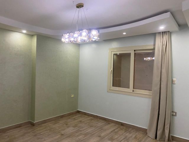 شقة مميزة للبيع في الدقي و للاستعلام 01282218998 7