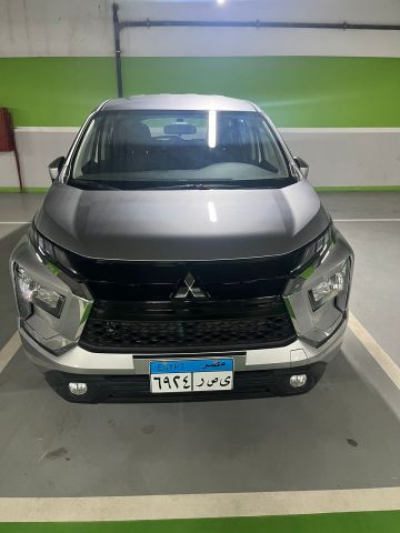 ايجار سيارة ميتسوبيشي لكسباندر للسفر