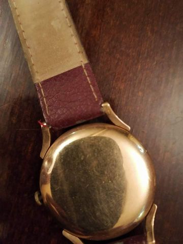 ساعة Movado سويسري دهب اصليه 