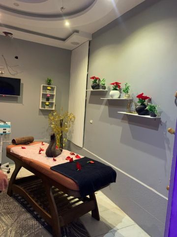 تدليك 01095040176مساج وحمام مغربى 01095040176